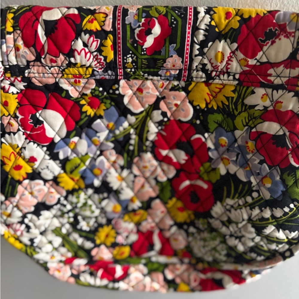 Vera Bradley crossbody bag RARE, retired pattern: poppy fields - Picture 8 of 9